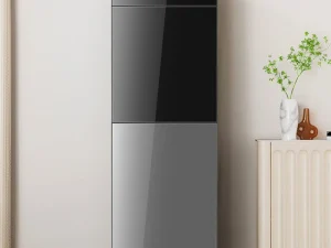 Vertical water dispenser